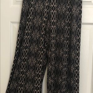 Roz & Ali Wide Leg Pants Sz PL Black White Print